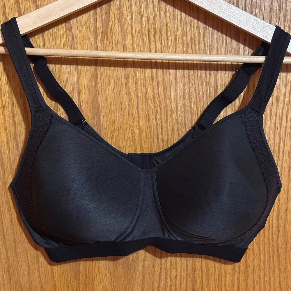 Hanes black bra sz‎ large